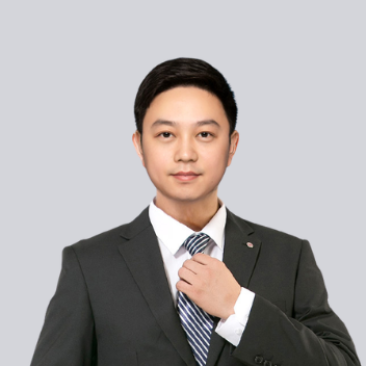 余静律师律师照片